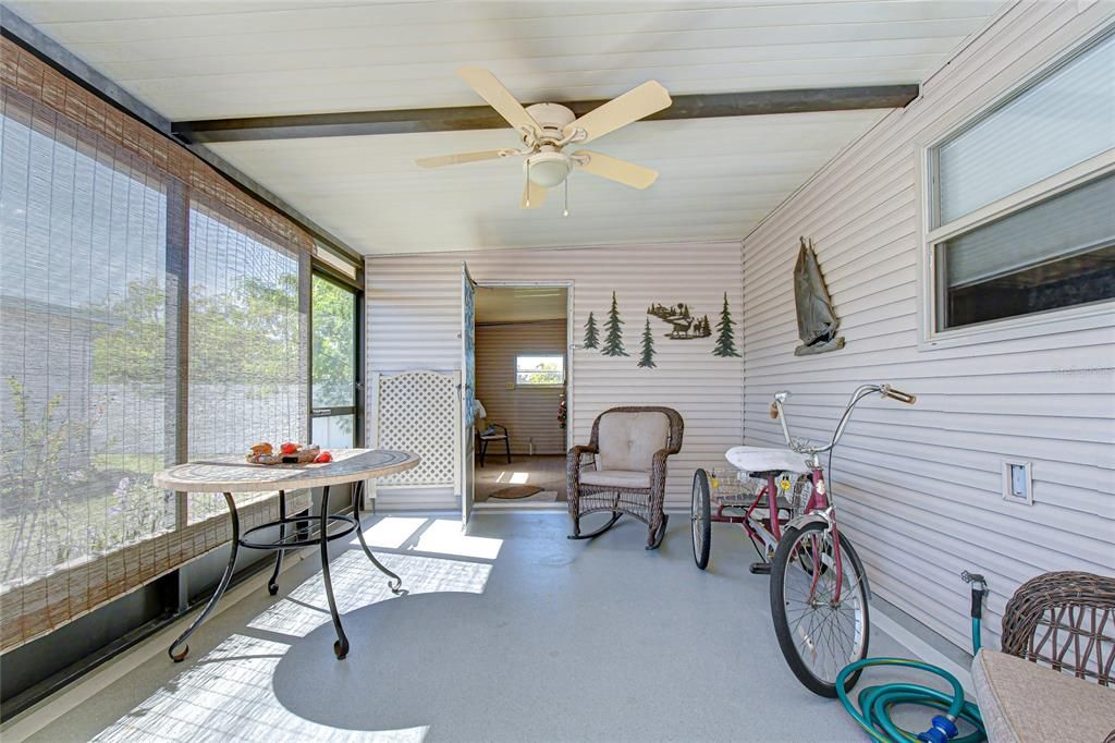 For Sale: $115,000 (2 beds, 1 baths, 648 Square Feet)