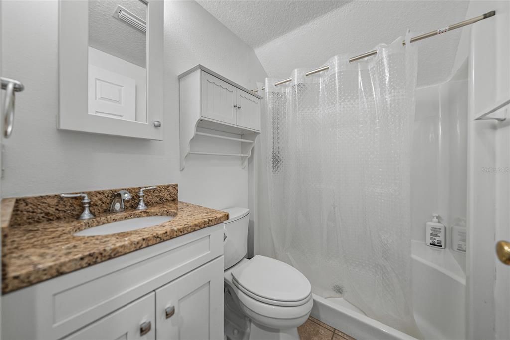 En Venta: $640,000 (5 camas, 4 baños, 3506 Pies cuadrados)