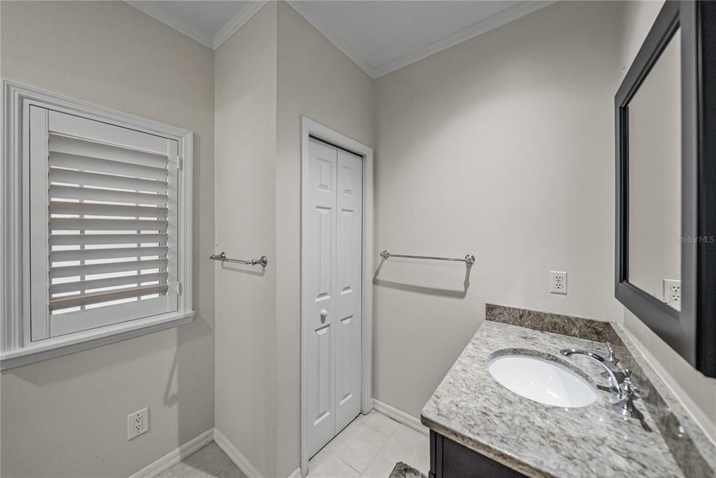 En Venta: $640,000 (5 camas, 4 baños, 3506 Pies cuadrados)