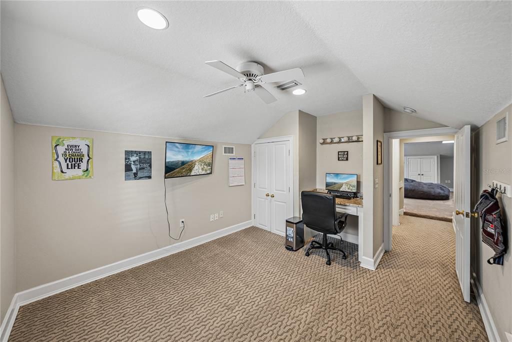 En Venta: $640,000 (5 camas, 4 baños, 3506 Pies cuadrados)