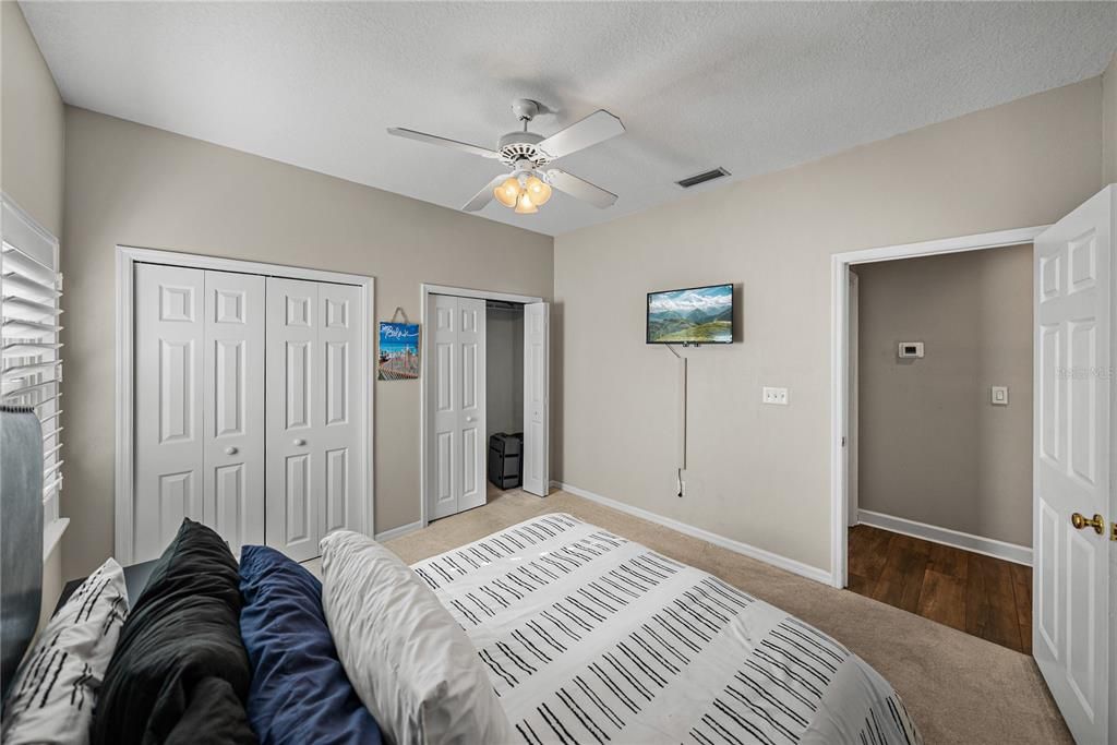 En Venta: $640,000 (5 camas, 4 baños, 3506 Pies cuadrados)