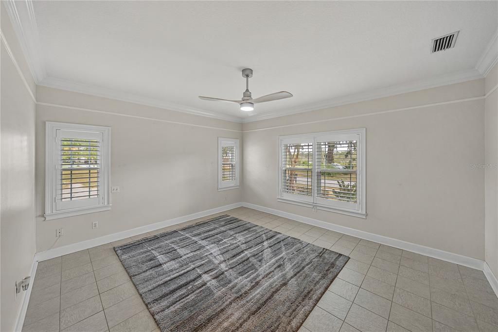 En Venta: $640,000 (5 camas, 4 baños, 3506 Pies cuadrados)