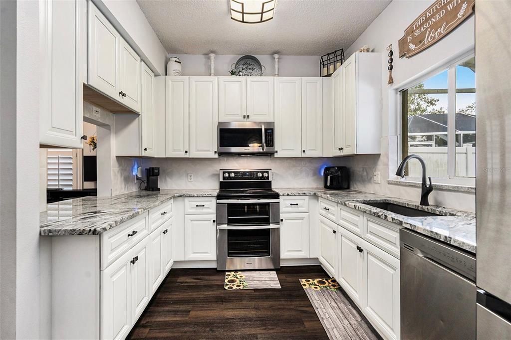 For Sale: $580,000 (4 beds, 2 baths, 2430 Square Feet)