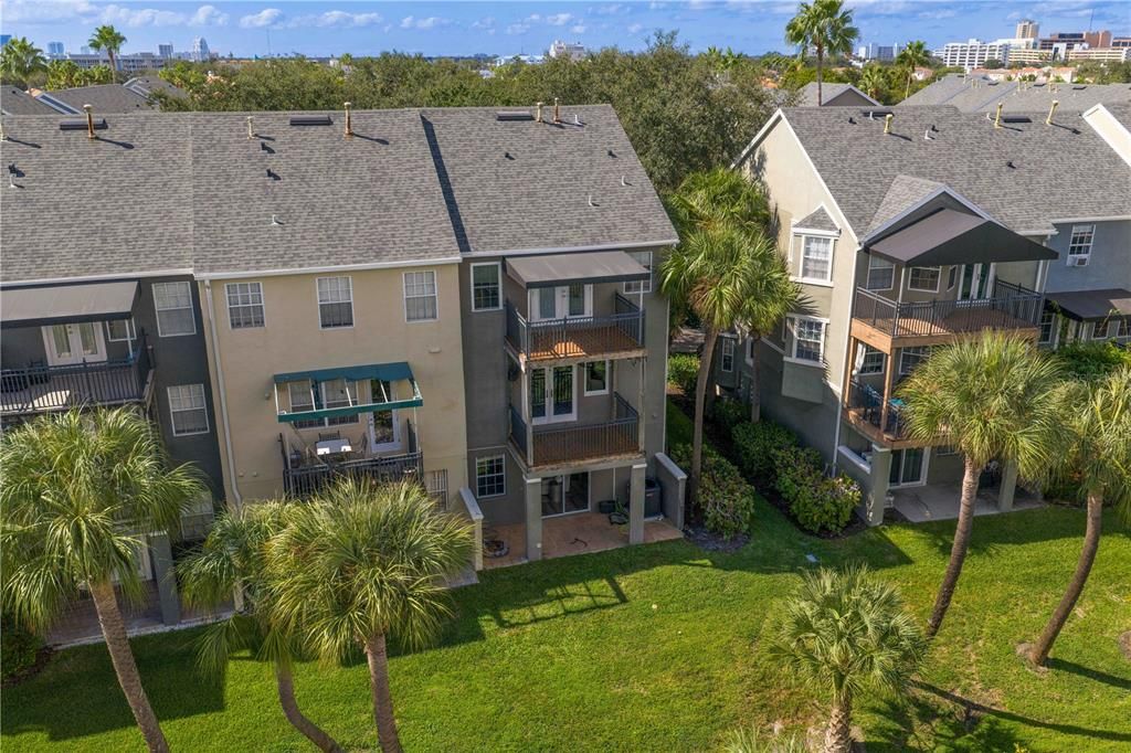 待售: $950,000 (3 贝兹, 3 浴室, 2122 平方英尺)