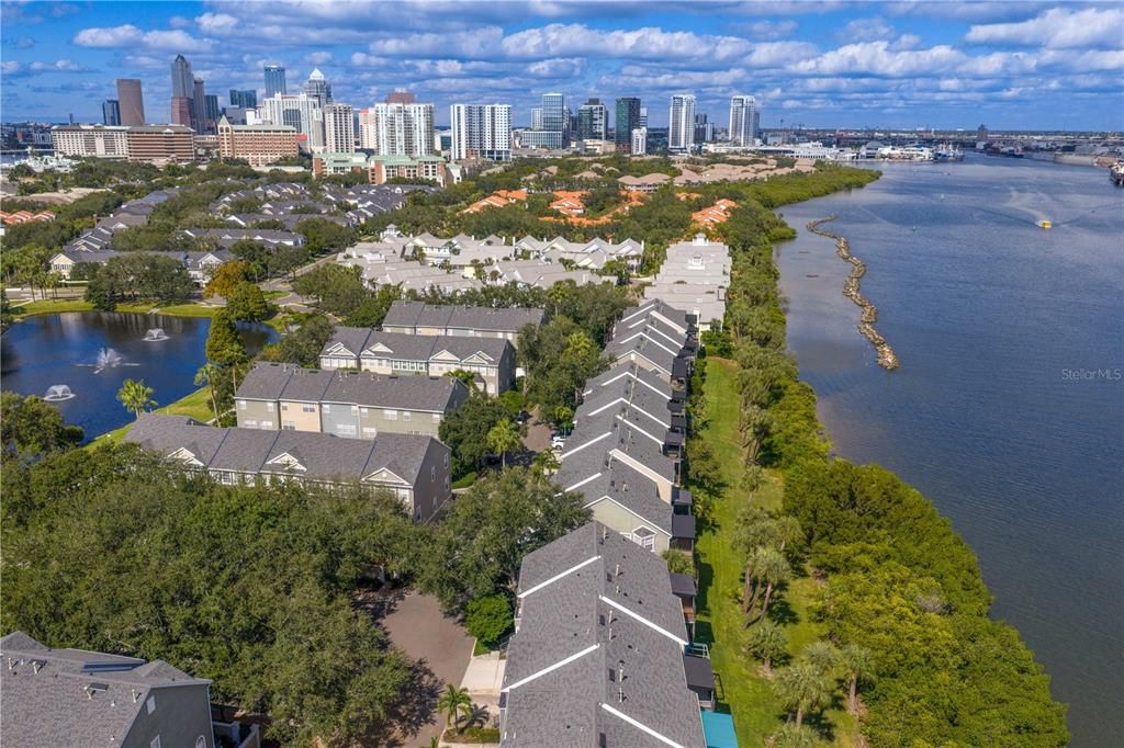 待售: $950,000 (3 贝兹, 3 浴室, 2122 平方英尺)