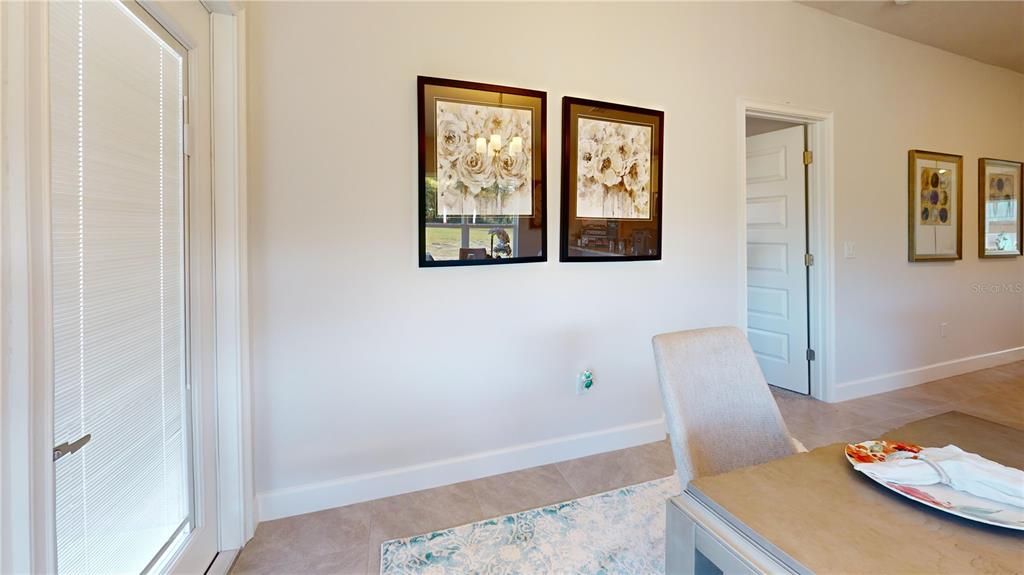 Active With Contract: $239,400 (3 beds, 2 baths, 1539 Square Feet)