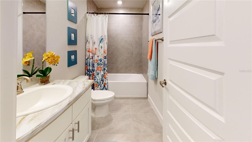 Active With Contract: $239,400 (3 beds, 2 baths, 1539 Square Feet)