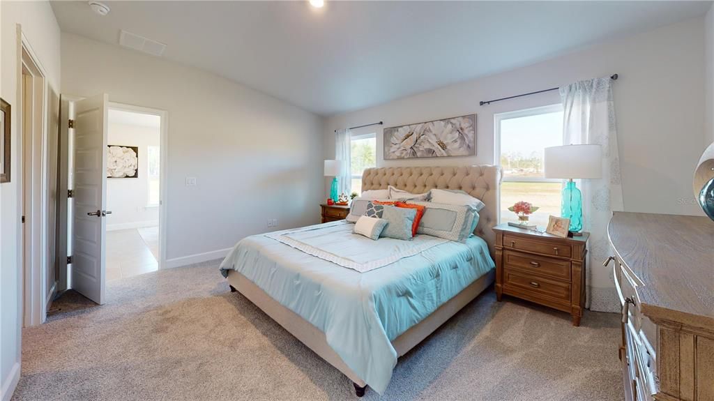 Active With Contract: $239,400 (3 beds, 2 baths, 1539 Square Feet)