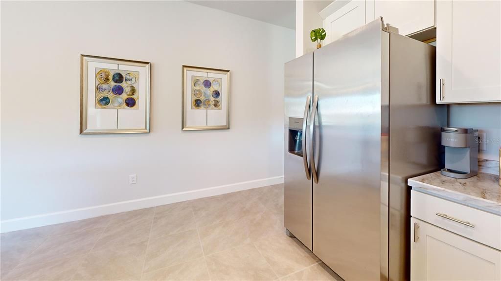 Active With Contract: $239,400 (3 beds, 2 baths, 1539 Square Feet)