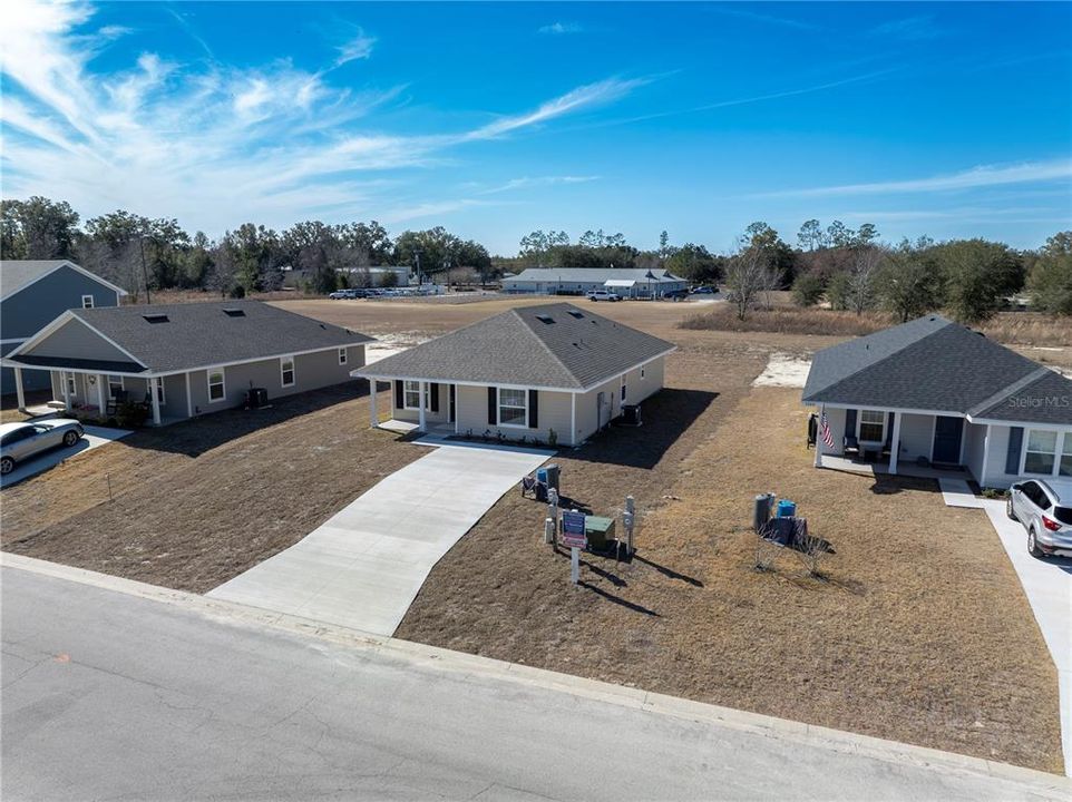 Active With Contract: $239,400 (3 beds, 2 baths, 1539 Square Feet)