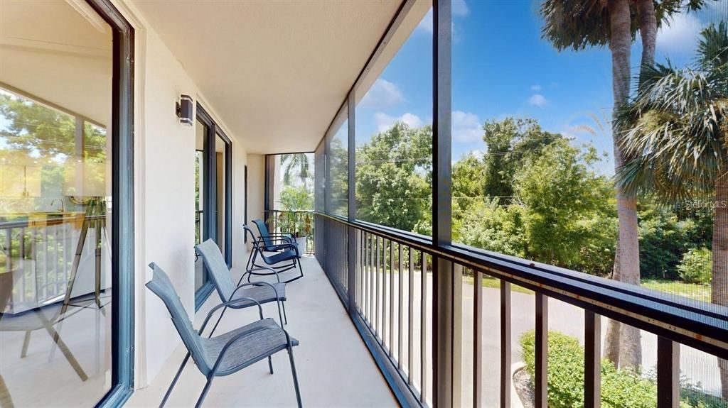 For Sale: $329,000 (3 beds, 2 baths, 1912 Square Feet)