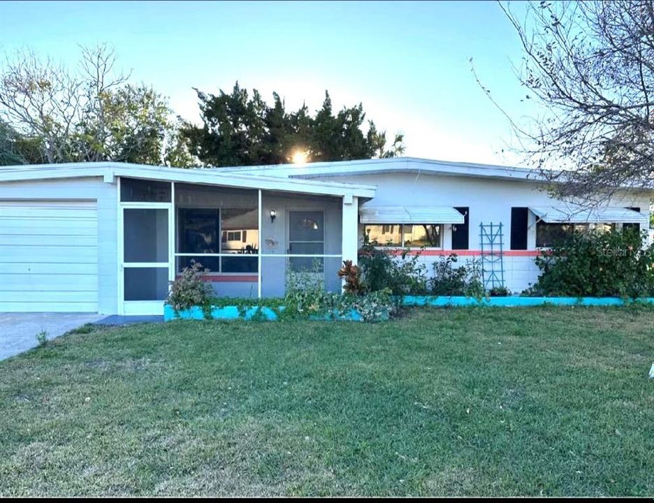 На продажу: $285,000 (3 спален, 2 ванн, 1100 Квадратных фут)