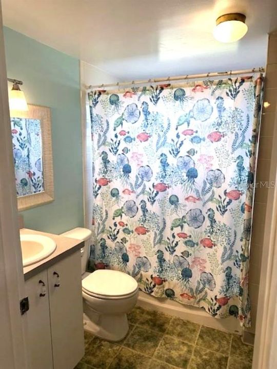 На продажу: $285,000 (3 спален, 2 ванн, 1100 Квадратных фут)