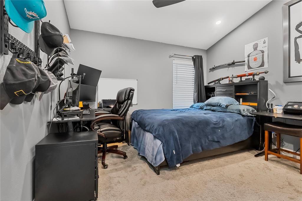 For Sale: $568,900 (3 beds, 2 baths, 1784 Square Feet)