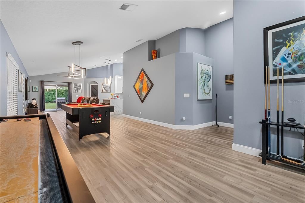 For Sale: $568,900 (3 beds, 2 baths, 1784 Square Feet)