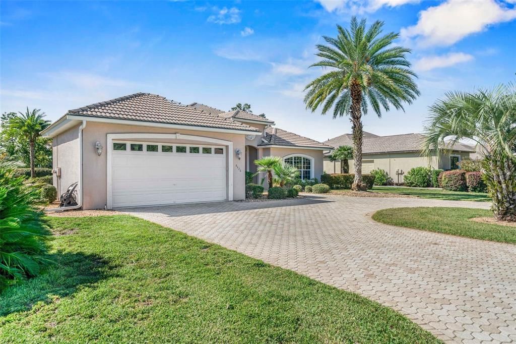 For Sale: $435,000 (3 beds, 2 baths, 2196 Square Feet)