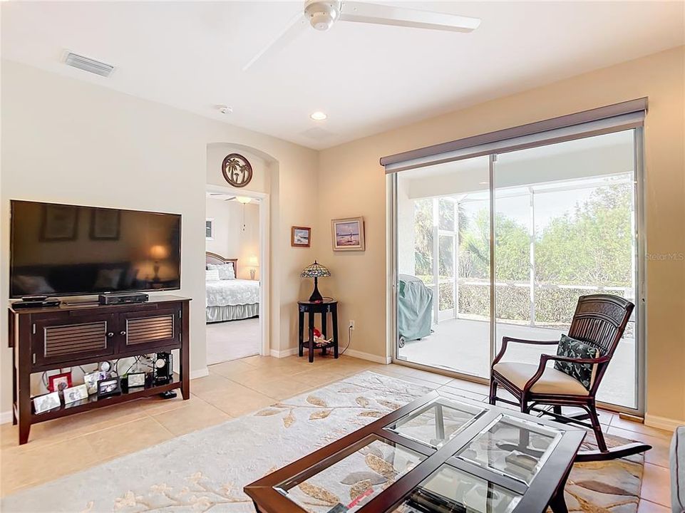 For Sale: $424,000 (2 beds, 2 baths, 1522 Square Feet)