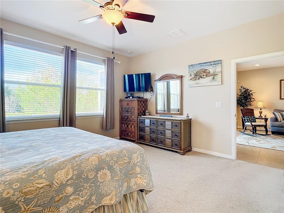 For Sale: $424,000 (2 beds, 2 baths, 1522 Square Feet)