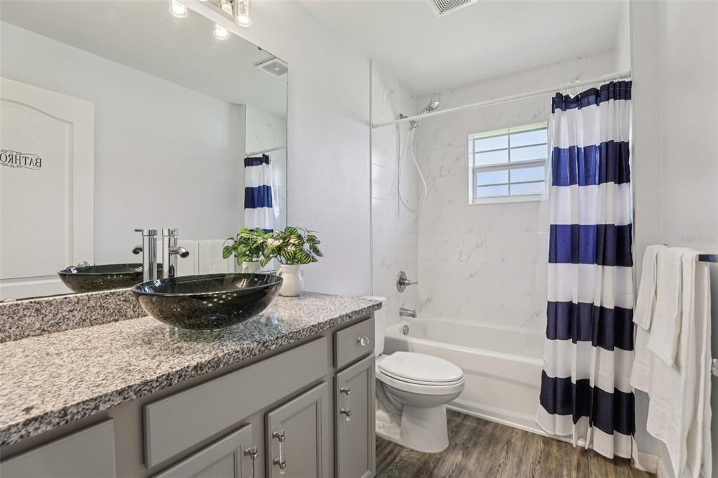 На продажу: $440,000 (4 спален, 2 ванн, 2298 Квадратных фут)