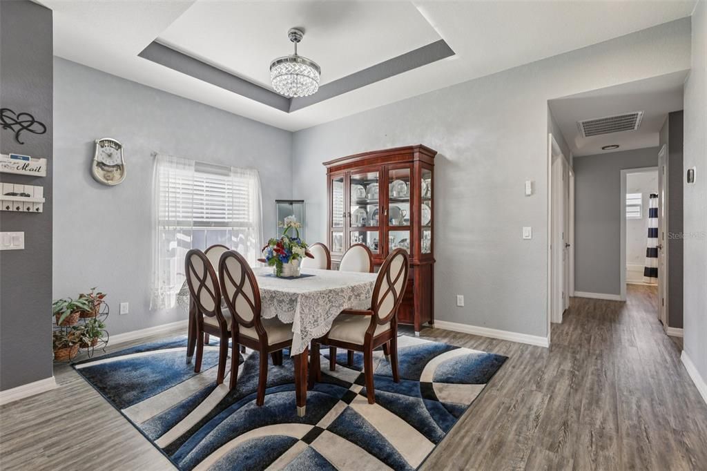 На продажу: $440,000 (4 спален, 2 ванн, 2298 Квадратных фут)