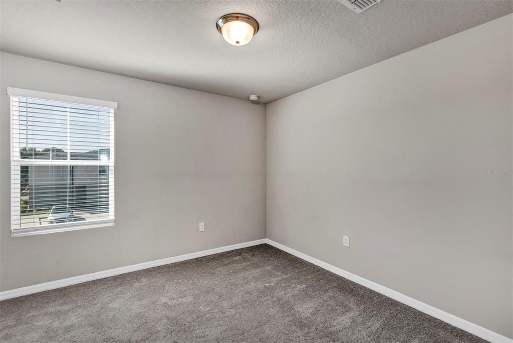 待售: $348,400 (3 贝兹, 2 浴室, 1570 平方英尺)