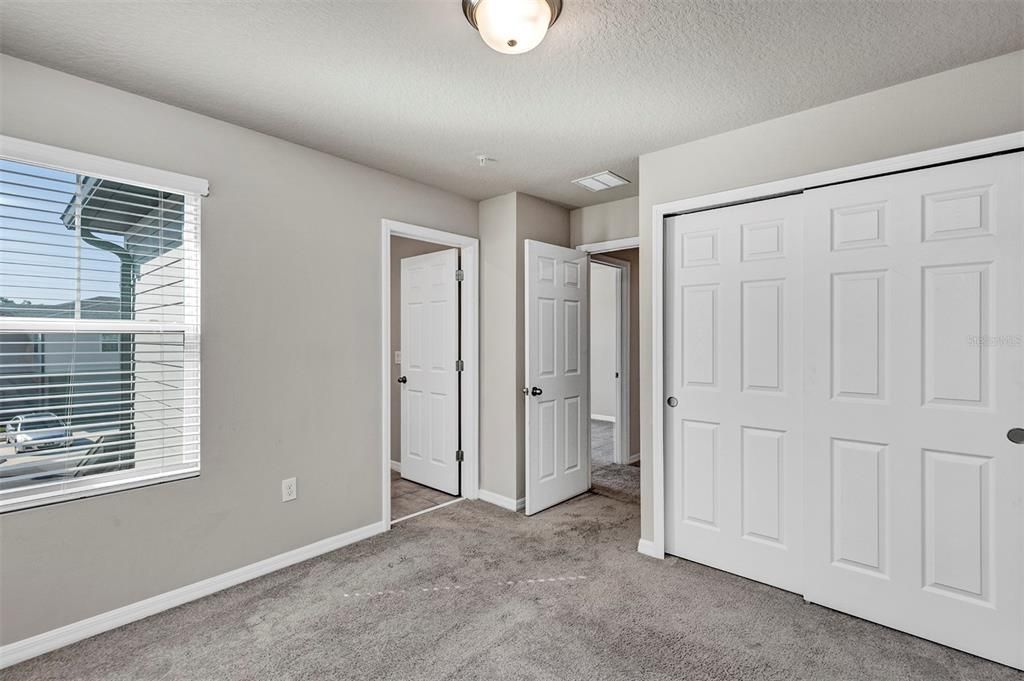 待售: $348,400 (3 贝兹, 2 浴室, 1570 平方英尺)