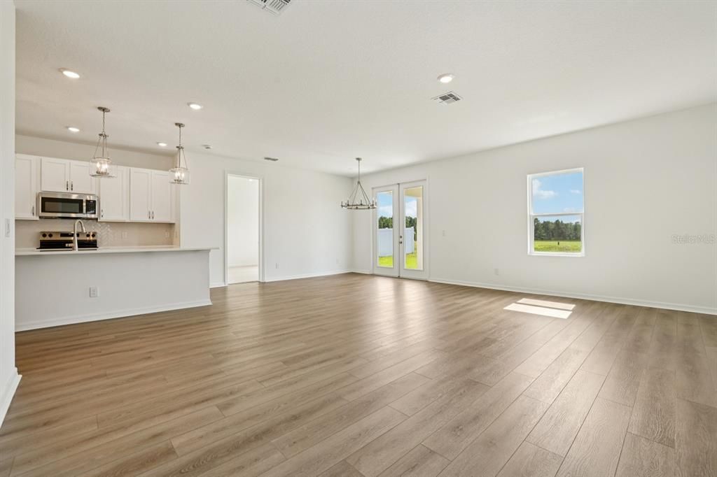 待售: $459,990 (4 贝兹, 2 浴室, 1903 平方英尺)