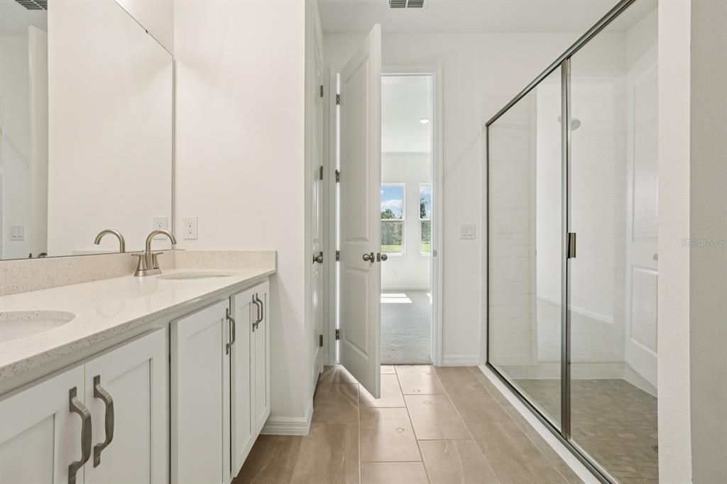 待售: $459,990 (4 贝兹, 2 浴室, 1903 平方英尺)