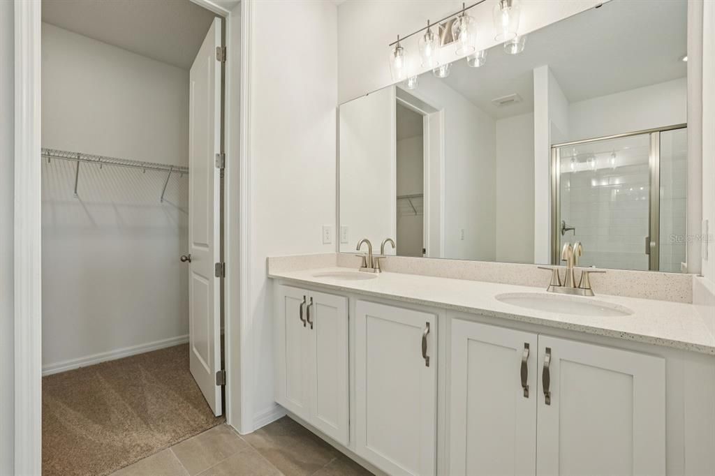 待售: $459,990 (4 贝兹, 2 浴室, 1903 平方英尺)