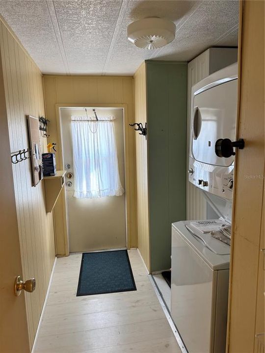 For Sale: $155,000 (2 beds, 2 baths, 1616 Square Feet)