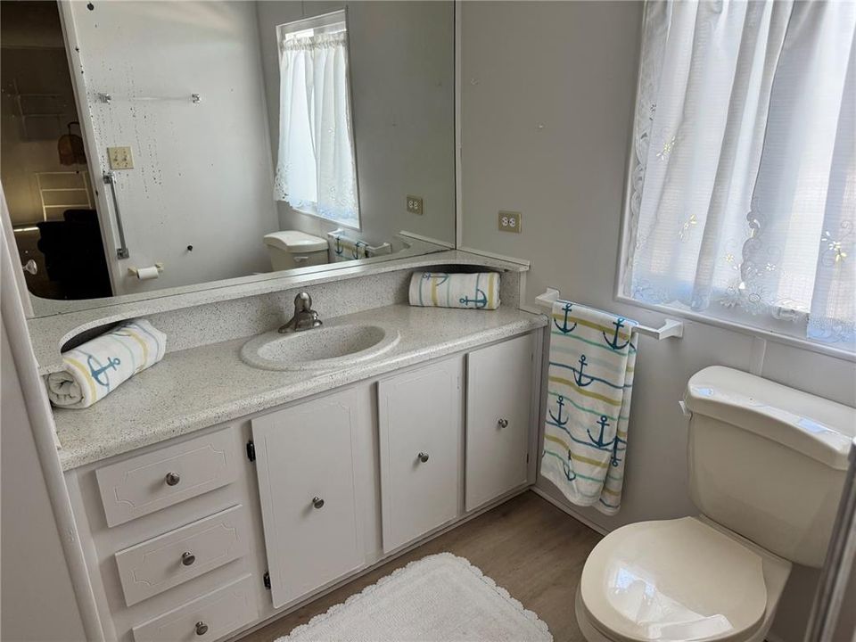 For Sale: $155,000 (2 beds, 2 baths, 1616 Square Feet)