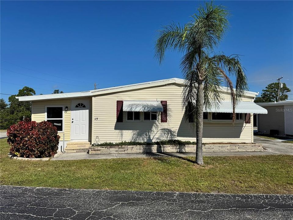 For Sale: $155,000 (2 beds, 2 baths, 1616 Square Feet)