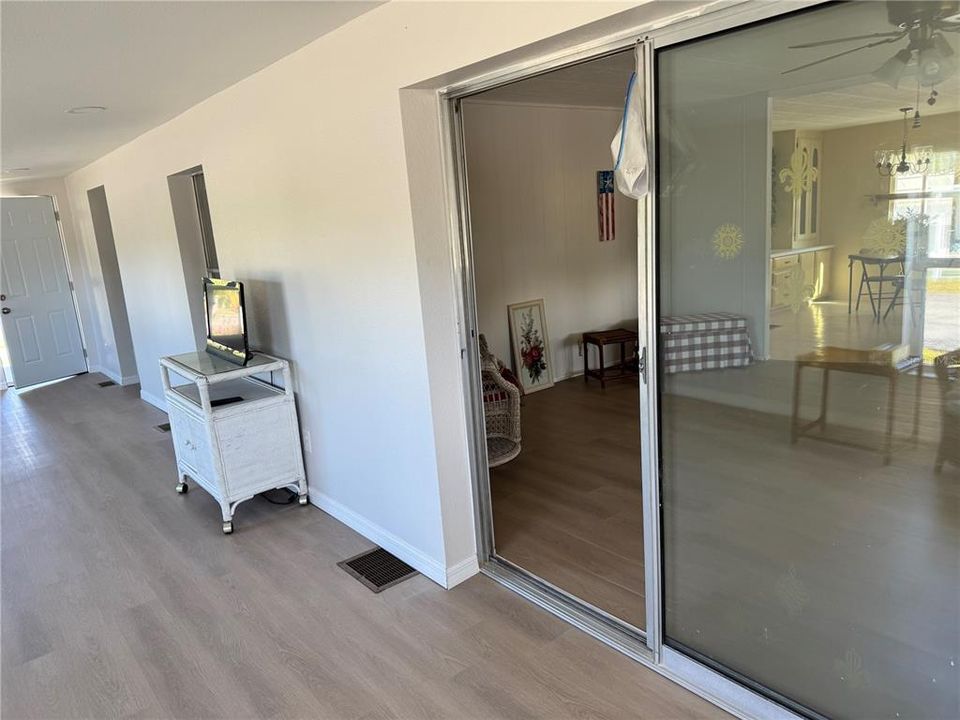 For Sale: $155,000 (2 beds, 2 baths, 1616 Square Feet)