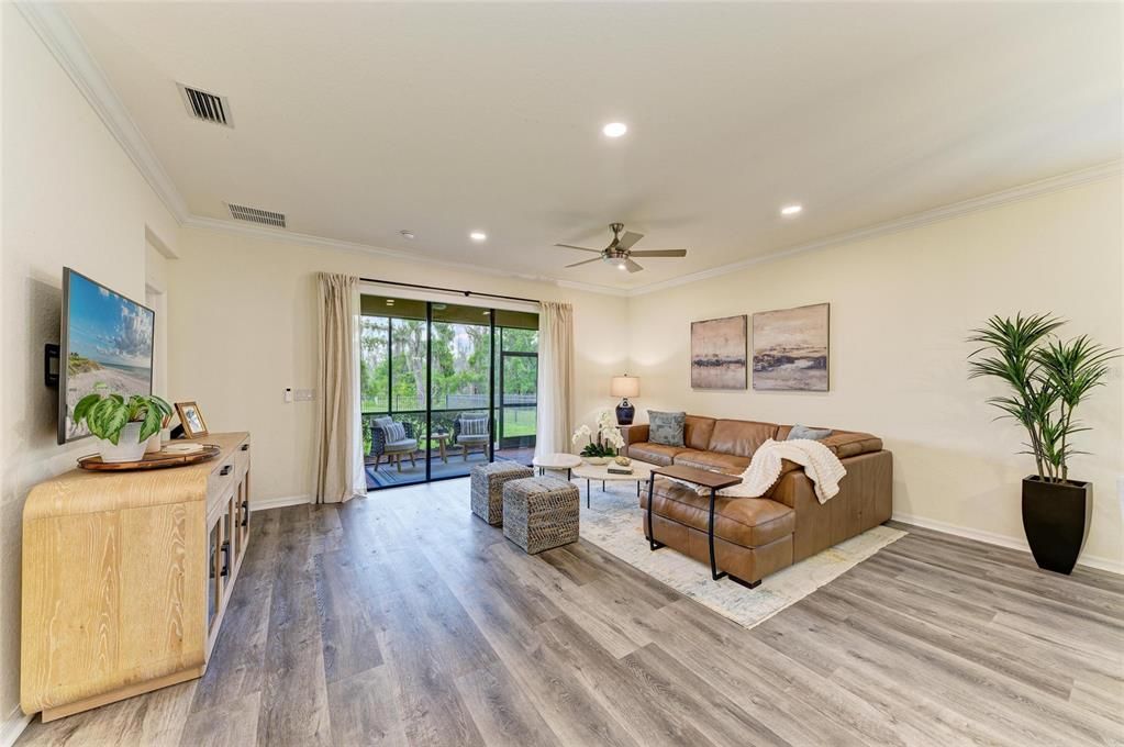 For Sale: $575,000 (3 beds, 3 baths, 1840 Square Feet)