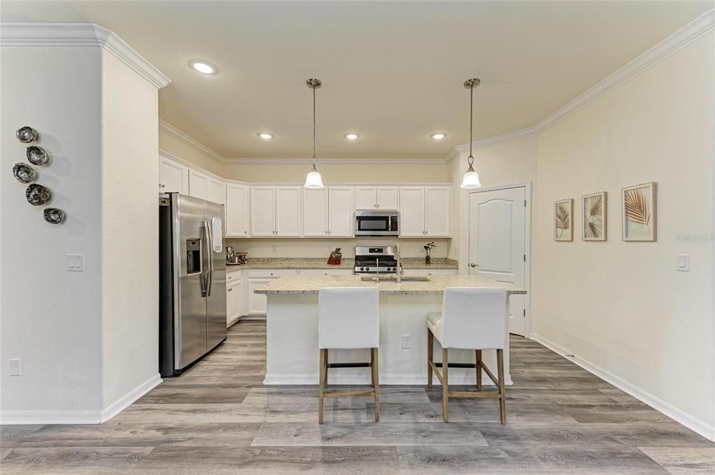 For Sale: $575,000 (3 beds, 3 baths, 1840 Square Feet)