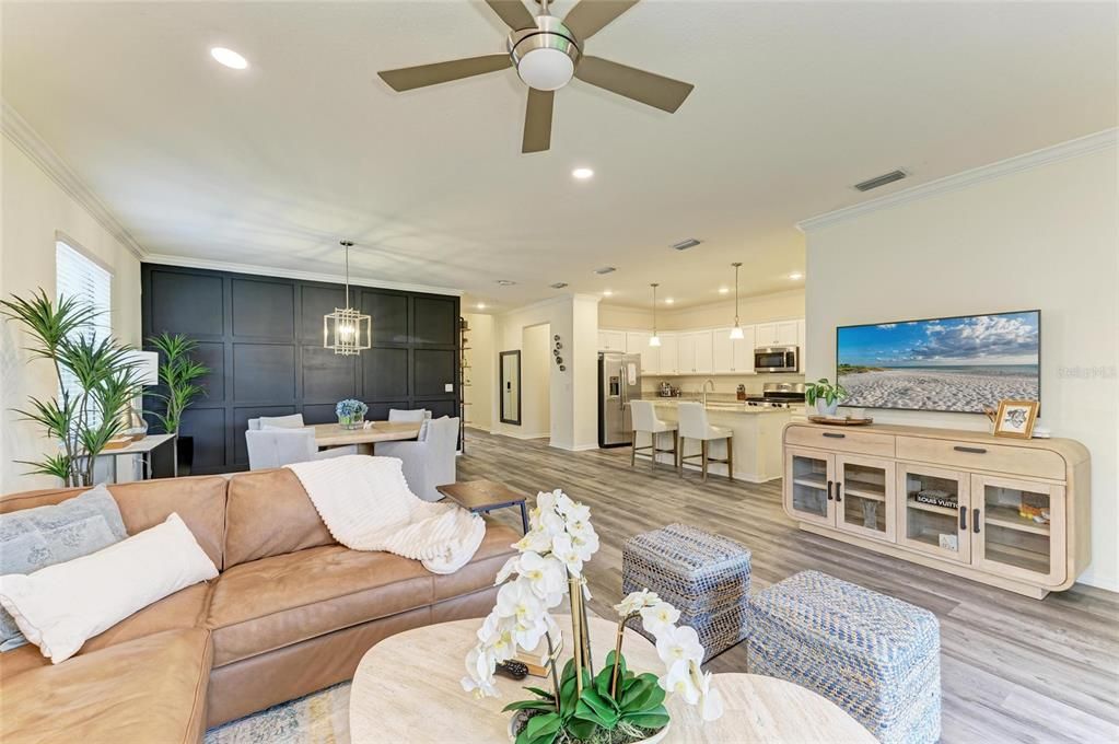 For Sale: $575,000 (3 beds, 3 baths, 1840 Square Feet)