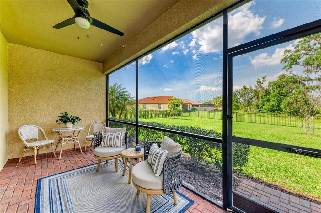 For Sale: $575,000 (3 beds, 3 baths, 1840 Square Feet)