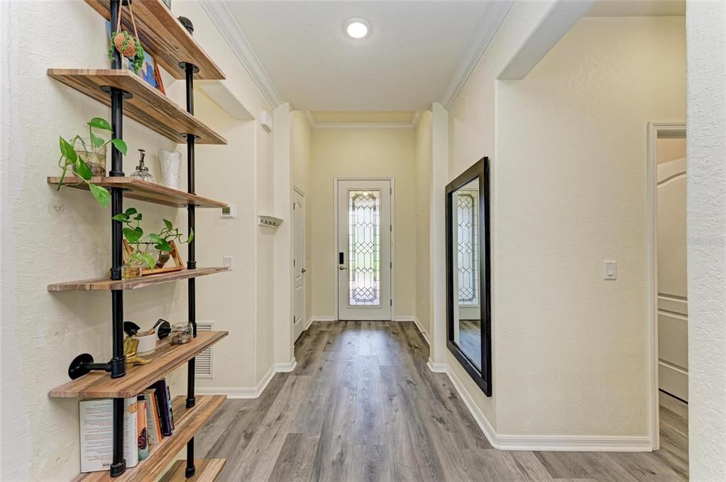 For Sale: $575,000 (3 beds, 3 baths, 1840 Square Feet)