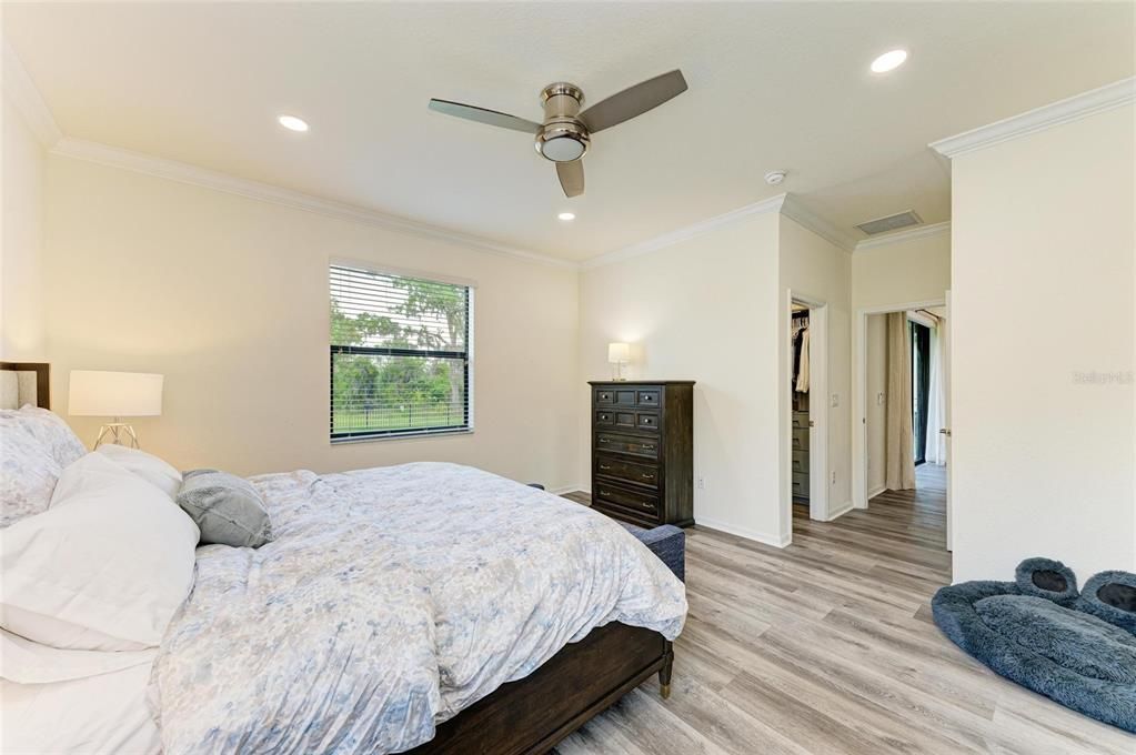 For Sale: $575,000 (3 beds, 3 baths, 1840 Square Feet)