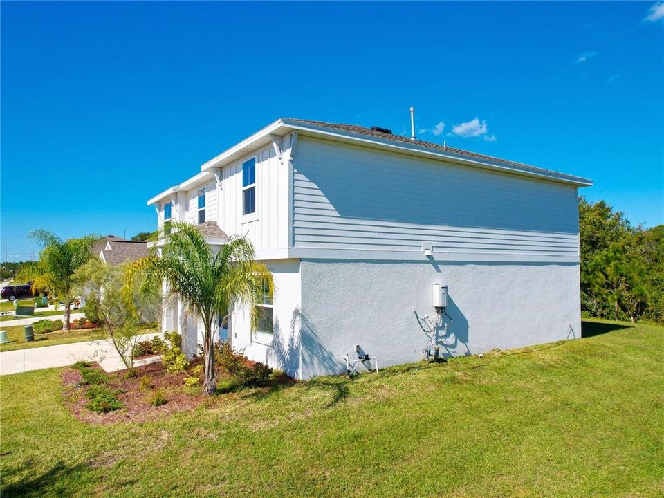 For Sale: $390,000 (4 beds, 2 baths, 2645 Square Feet)