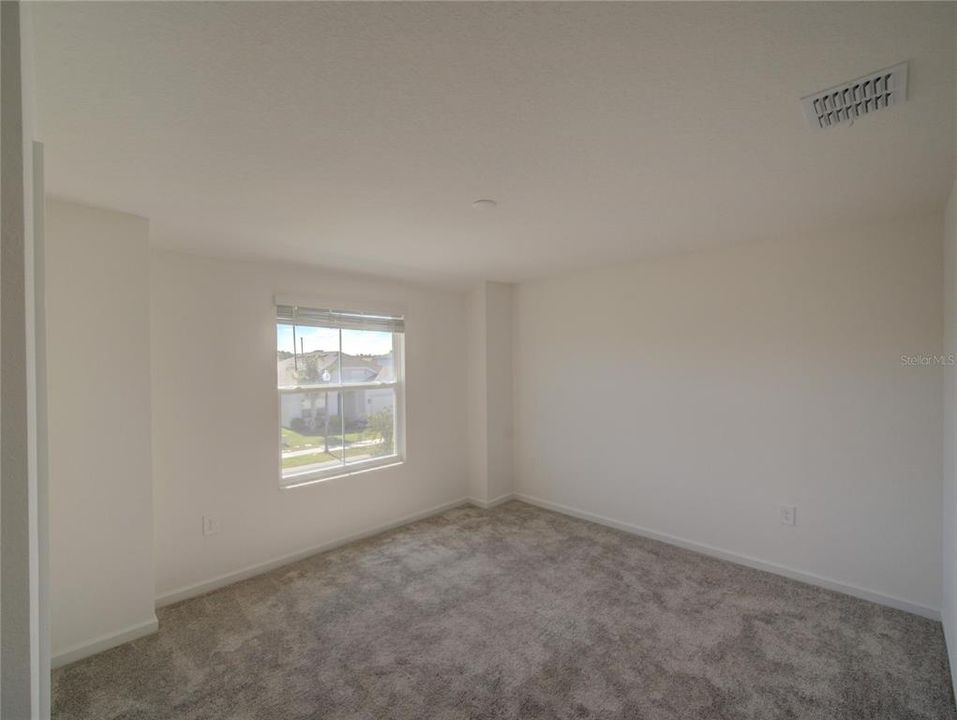 For Sale: $390,000 (4 beds, 2 baths, 2645 Square Feet)