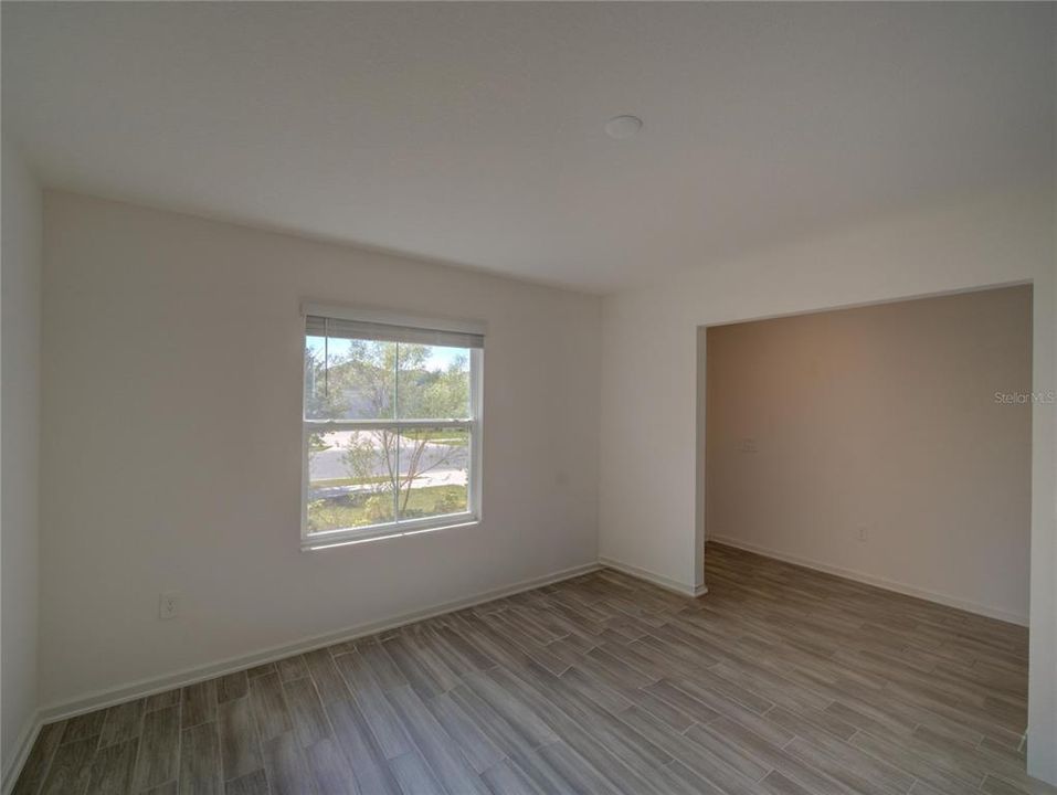 For Sale: $390,000 (4 beds, 2 baths, 2645 Square Feet)