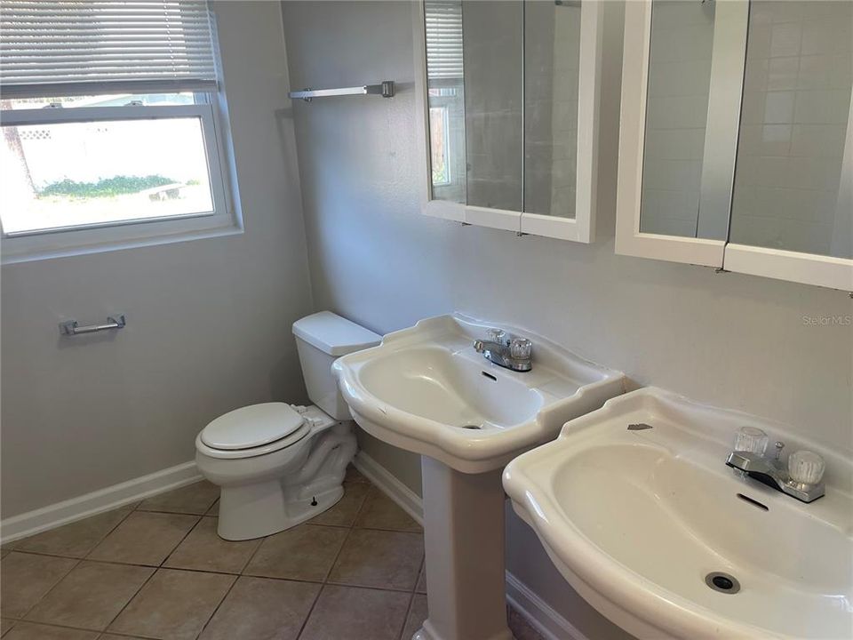 For Rent: $2,500 (3 beds, 2 baths, 1525 Square Feet)