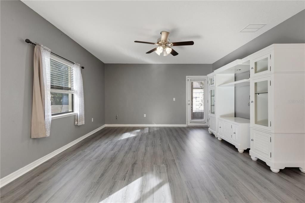 待售: $594,900 (4 贝兹, 2 浴室, 2988 平方英尺)