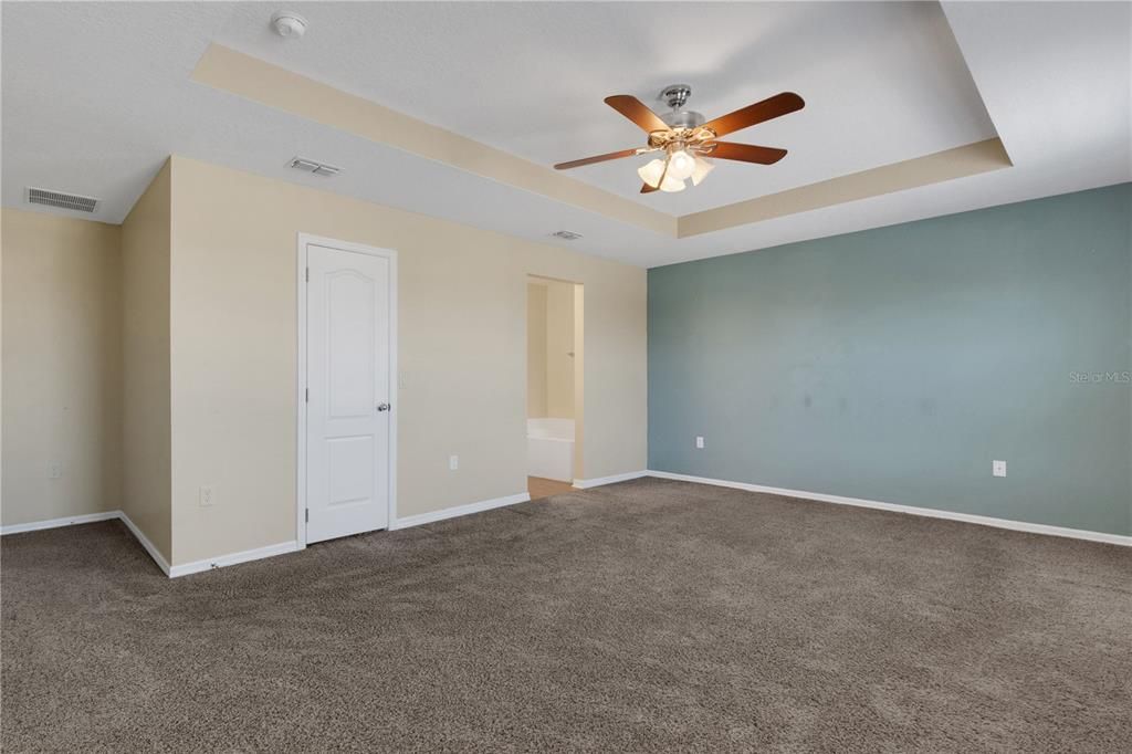 待售: $594,900 (4 贝兹, 2 浴室, 2988 平方英尺)