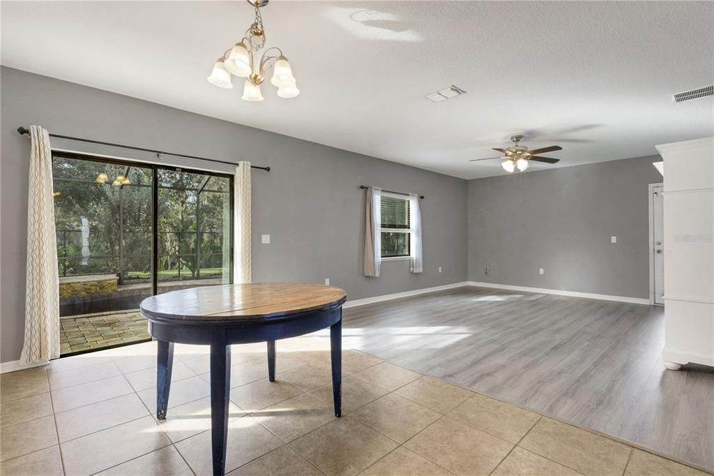 待售: $594,900 (4 贝兹, 2 浴室, 2988 平方英尺)