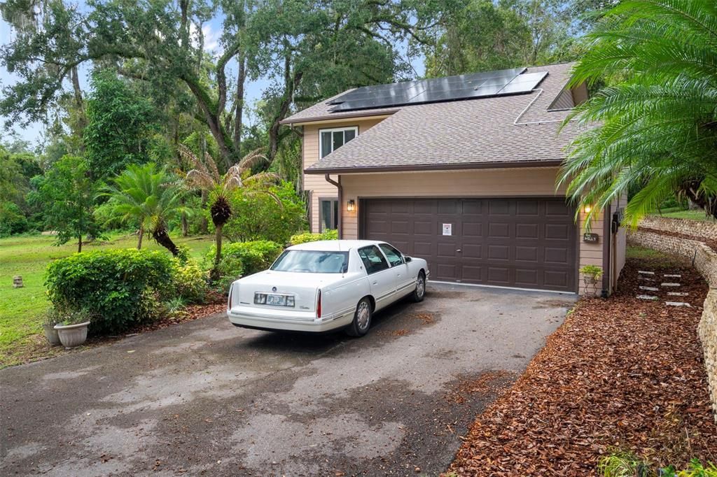 For Sale: $677,000 (3 beds, 2 baths, 2066 Square Feet)