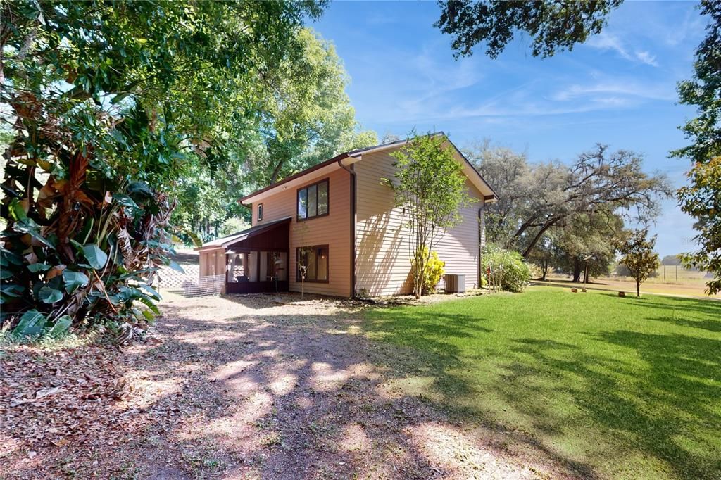 For Sale: $677,000 (3 beds, 2 baths, 2066 Square Feet)