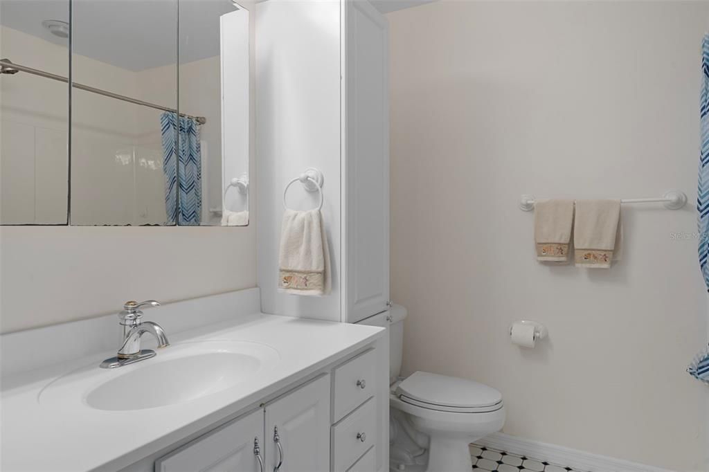 For Sale: $677,000 (3 beds, 2 baths, 2066 Square Feet)