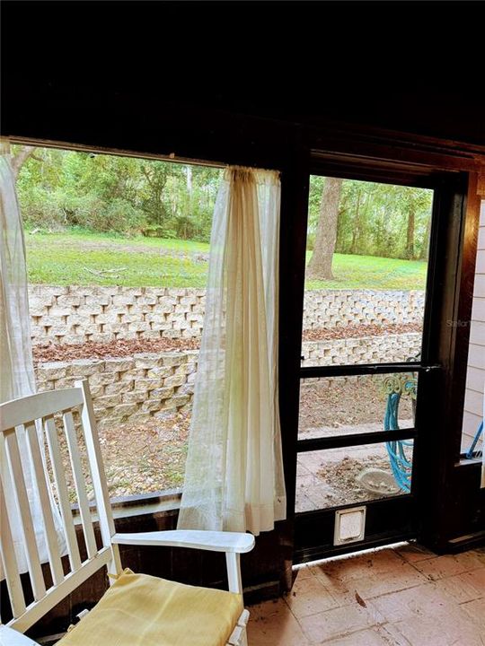 For Sale: $677,000 (3 beds, 2 baths, 2066 Square Feet)